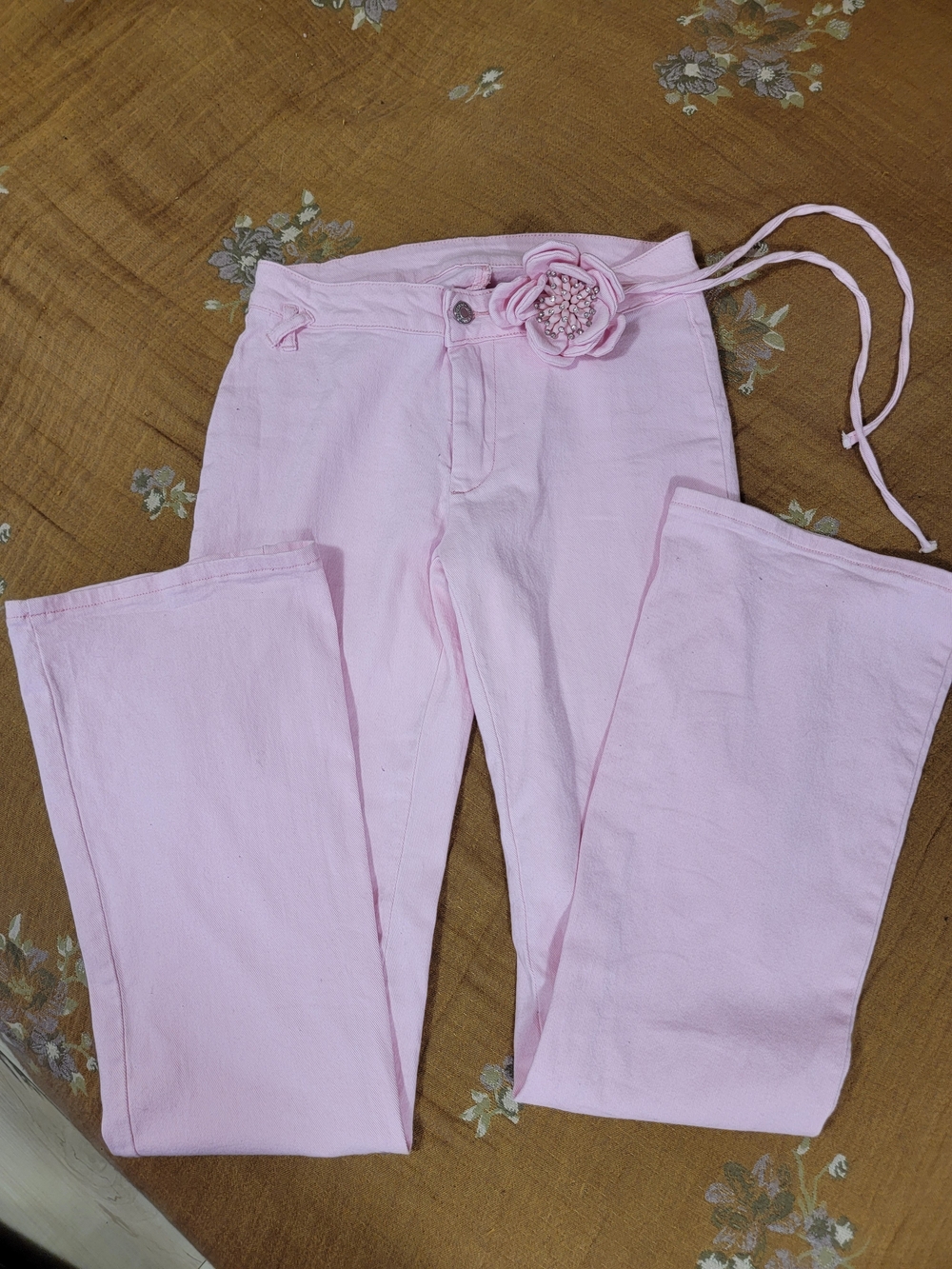 Low Waist Y2k Baby Pink Jeans 100% Cotton | Size Small Stretch | Floral Decor